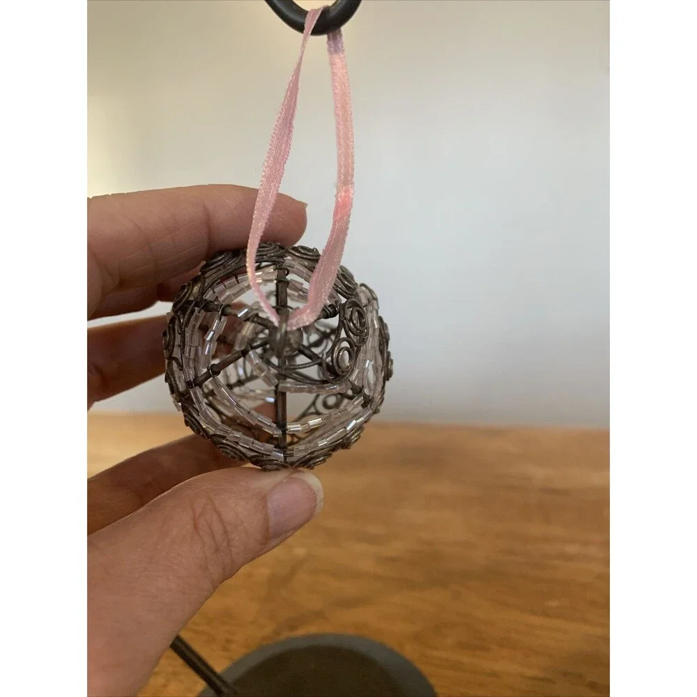 Vintage Pink Beaded Wire Egg Ornament‎ Easter